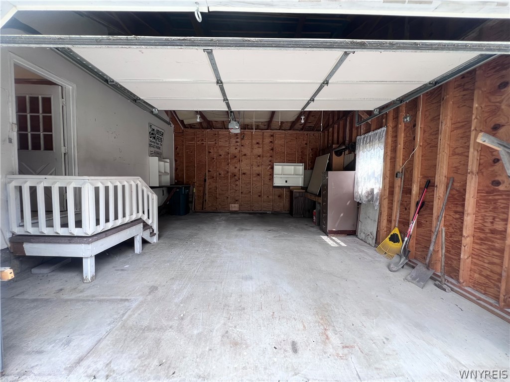 199 Potters Road Buffalo, NY 14220 - Photo 30 of 31 Garage