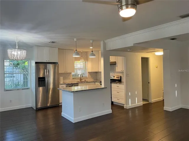 $3,400 | 918 Golfview Street, Orlando, FL 32804