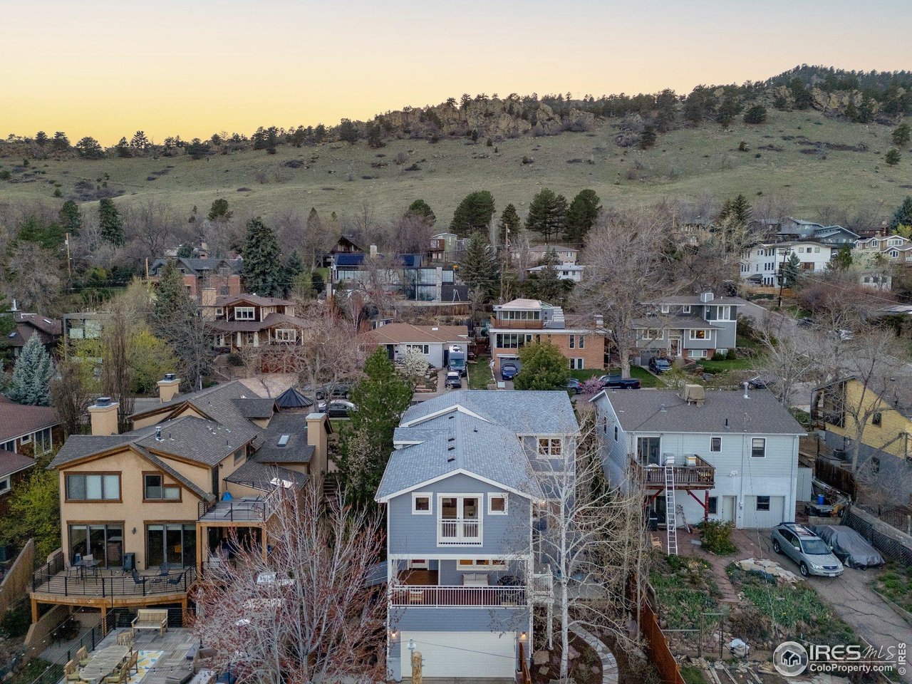 2942 4th Street Boulder, CO 80304 - Photo 36 of 40 an aerial view of multiple house