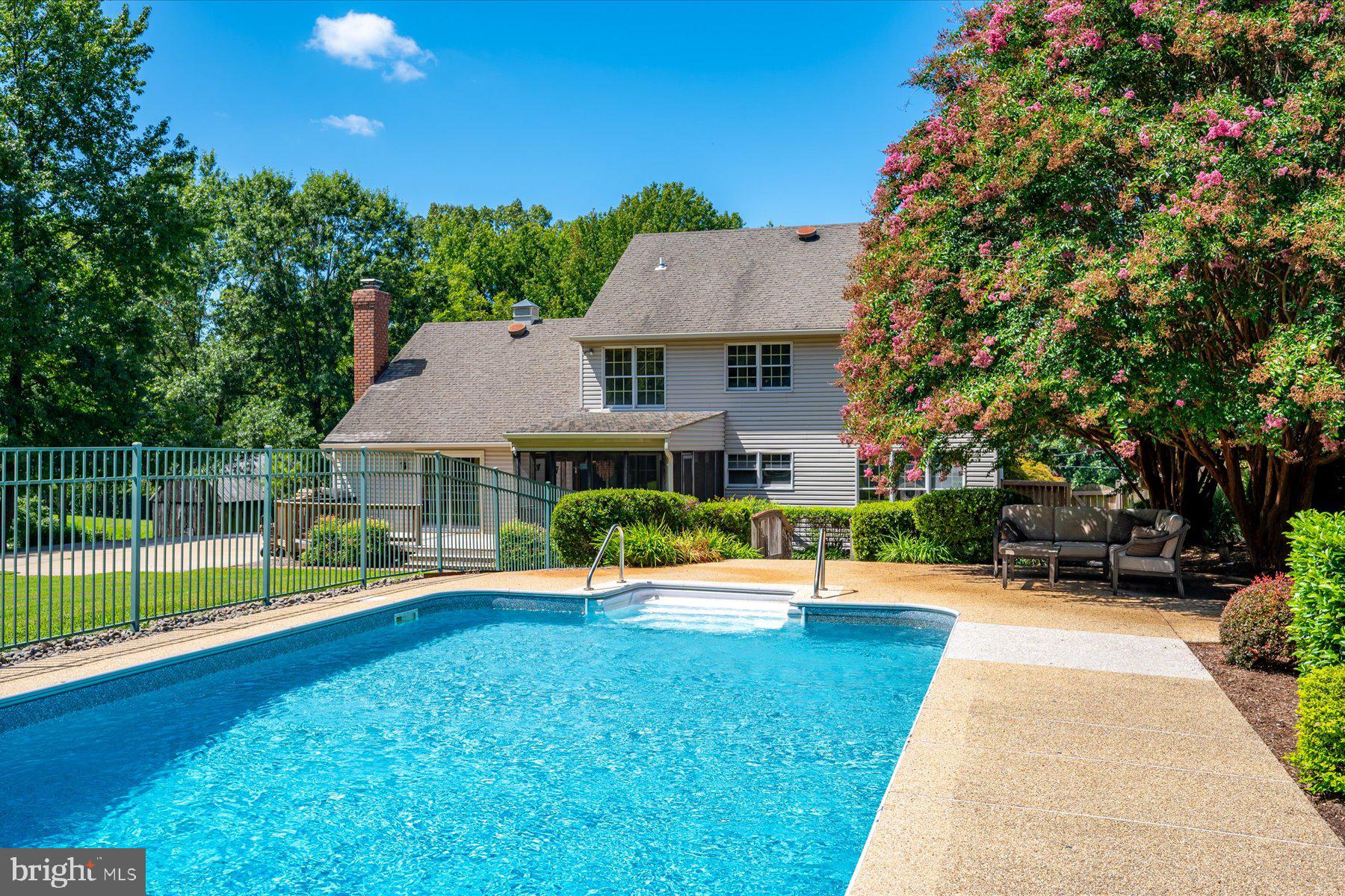 6091 Franklin Gibson Road Tracys Landing, MD 20779 - Photo 2 of 57