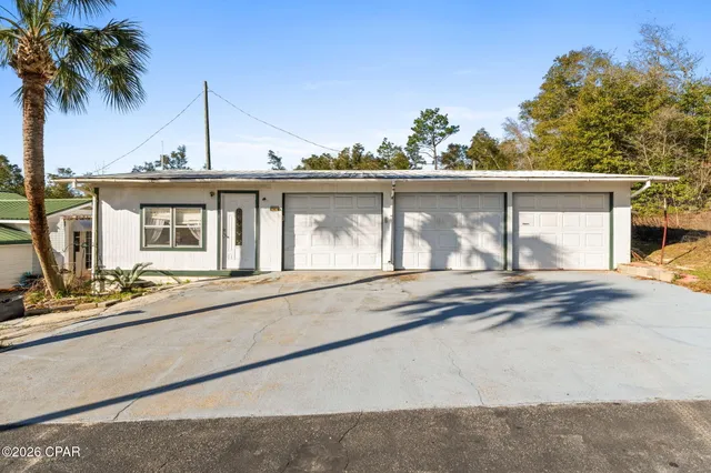$339,000 | 2686 Mona Lane, Alford, FL 32420