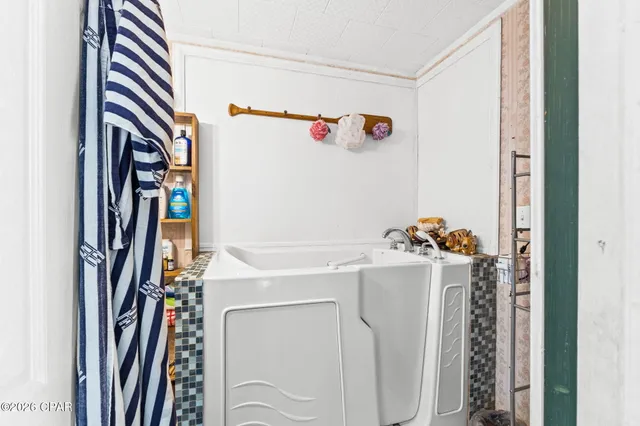 $339,000 | 2686 Mona Lane, Alford, FL 32420