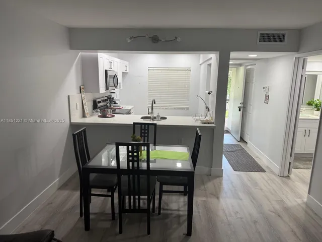 $1,800 | 1102 Bahama Bend, Unit D2, Coconut Creek, FL 33066