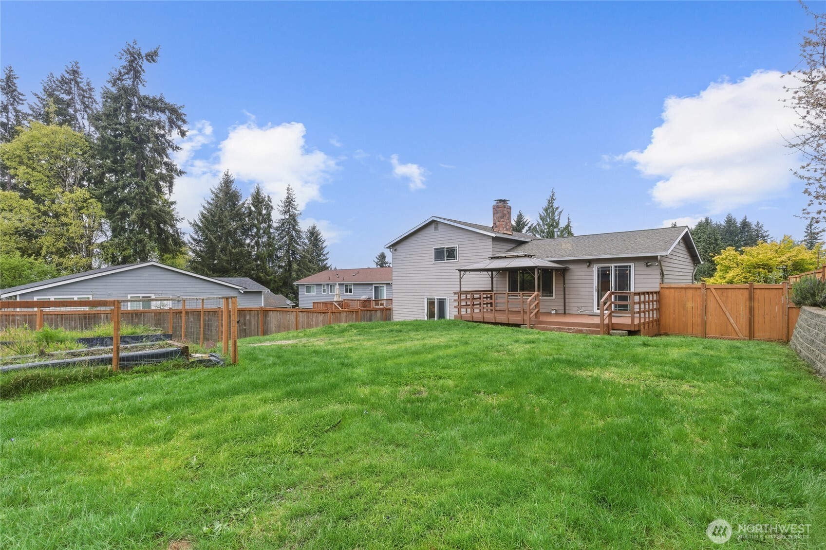 2713 Northeast 23rd Place Renton, WA 98056 - Photo 33 of 40