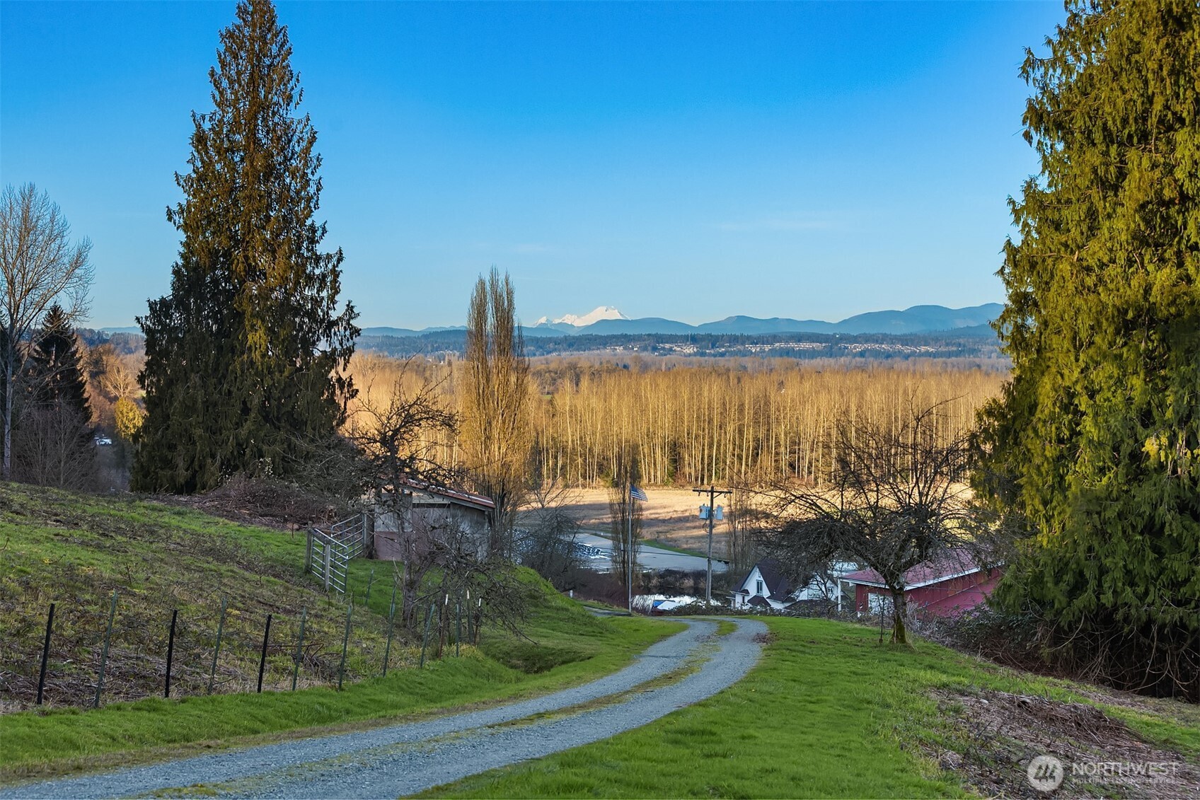 23430 High Bridge Road Monroe, WA 98272 - Photo 4 of 40