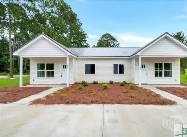 $1,900 | 373 Carter Road, Unit A, Allenhurst, GA 31301