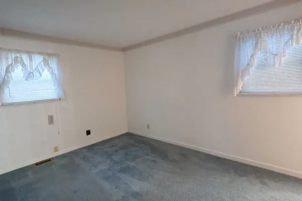 $130,000 | 220 Bruce Court, Centralia, IL 62801