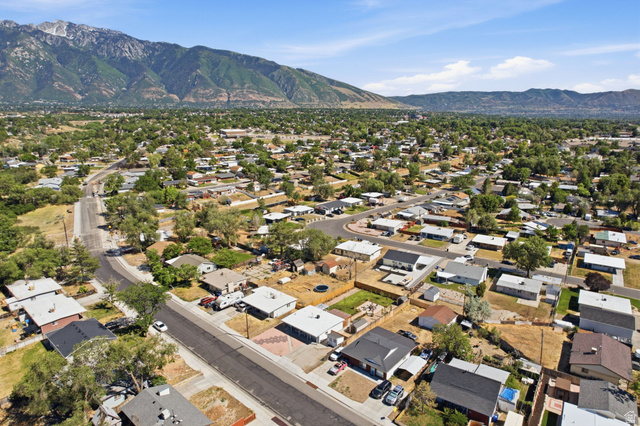756 East Carnation Drive Sandy, UT 84094 - Photo 40 of 41