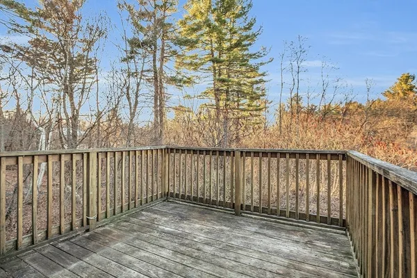$2,500 | 65 Lantern Lane, Unit 8, Dracut, MA 01826