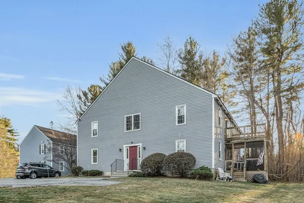 $2,500 | 65 Lantern Lane, Unit 8, Dracut, MA 01826