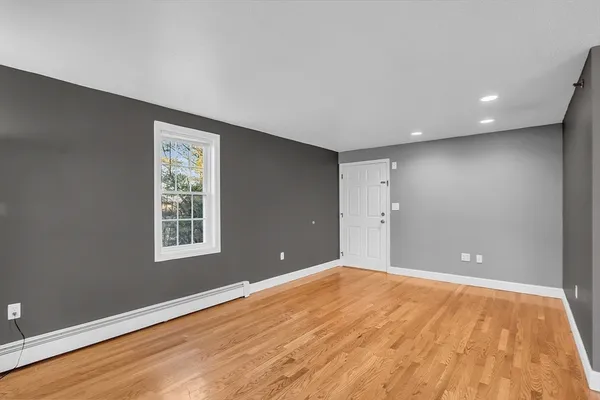 $2,500 | 65 Lantern Lane, Unit 8, Dracut, MA 01826