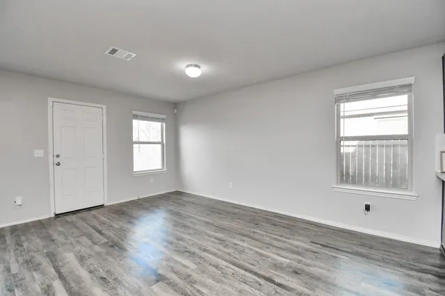 $2,300 | 5342 Prairie Dog Fork Lane, Richmond, TX 77469