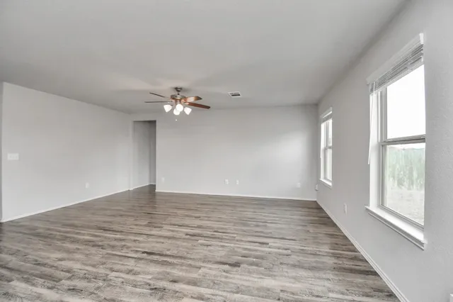 $2,300 | 5342 Prairie Dog Fork Lane, Richmond, TX 77469