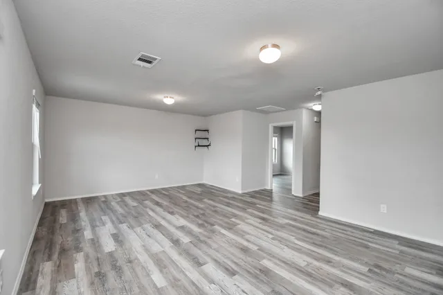 $2,300 | 5342 Prairie Dog Fork Lane, Richmond, TX 77469