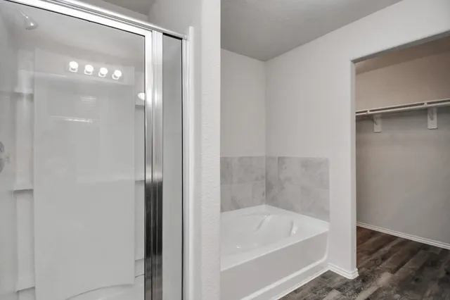 $2,300 | 5342 Prairie Dog Fork Lane, Richmond, TX 77469