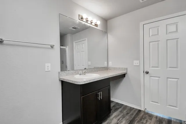 $2,300 | 5342 Prairie Dog Fork Lane, Richmond, TX 77469