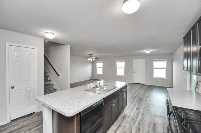 $2,300 | 5342 Prairie Dog Fork Lane, Richmond, TX 77469