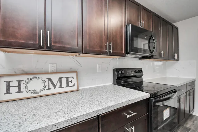 $2,300 | 5342 Prairie Dog Fork Lane, Richmond, TX 77469