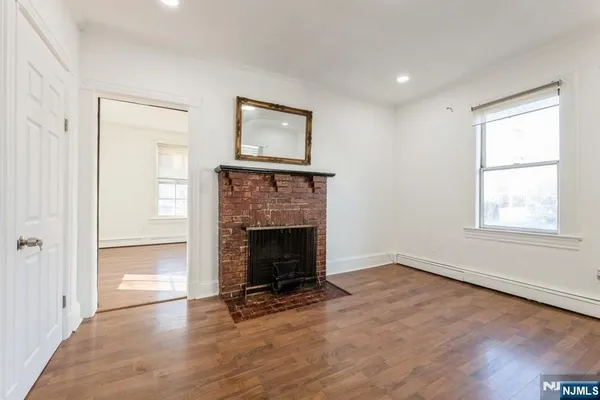$4,000 | 21 Central Avenue, Tenafly, NJ 07670