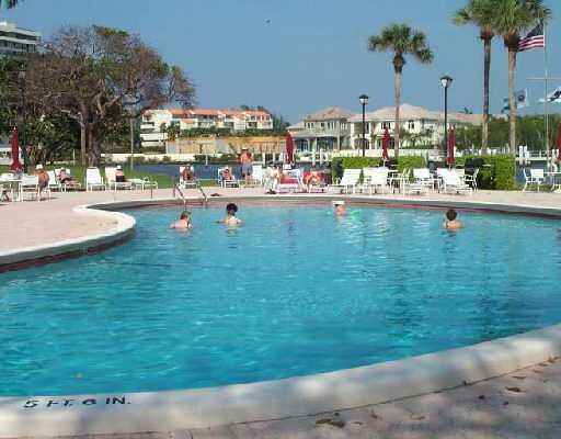 859 Jeffery Street, Unit 115 Boca Raton, FL 33487 - Photo 1 of 1 Primary Photo