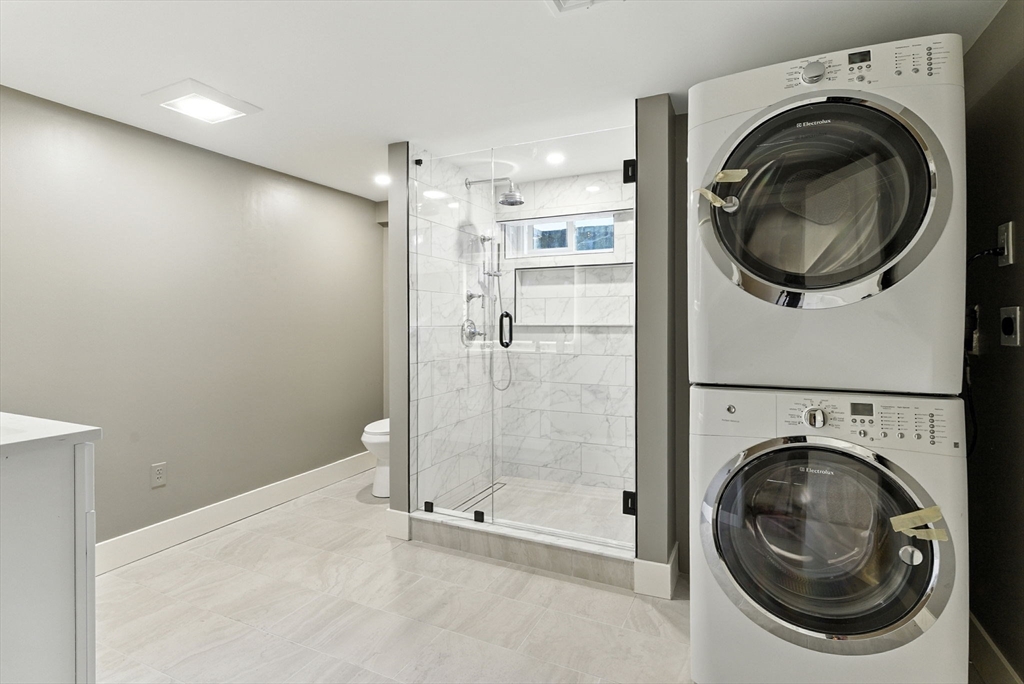 243 Hunting Road Needham, MA 02494 - Photo 27 of 38