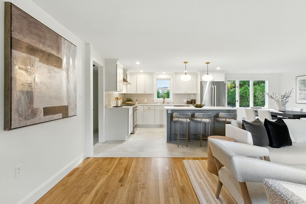 243 Hunting Road Needham, MA 02494 - Photo 6 of 38