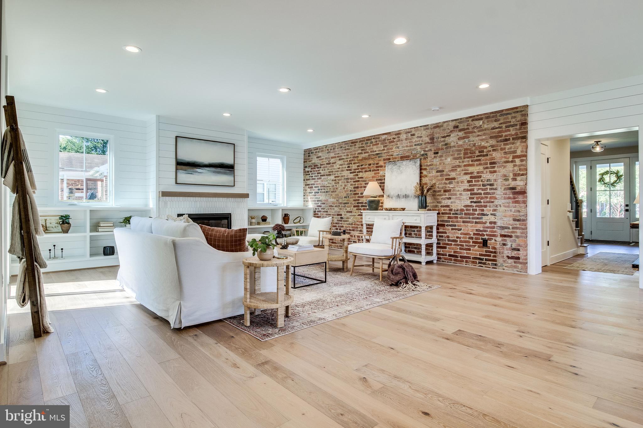 1609 Shenandoah Road Alexandria, VA 22308 - Photo 31 of 102 Original brick wall