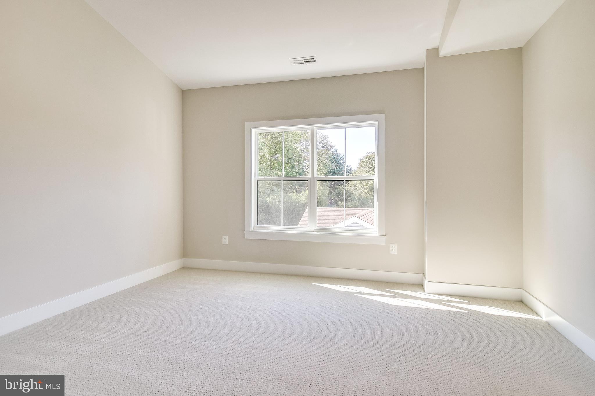 1609 Shenandoah Road Alexandria, VA 22308 - Photo 54 of 102 Bedroom #1