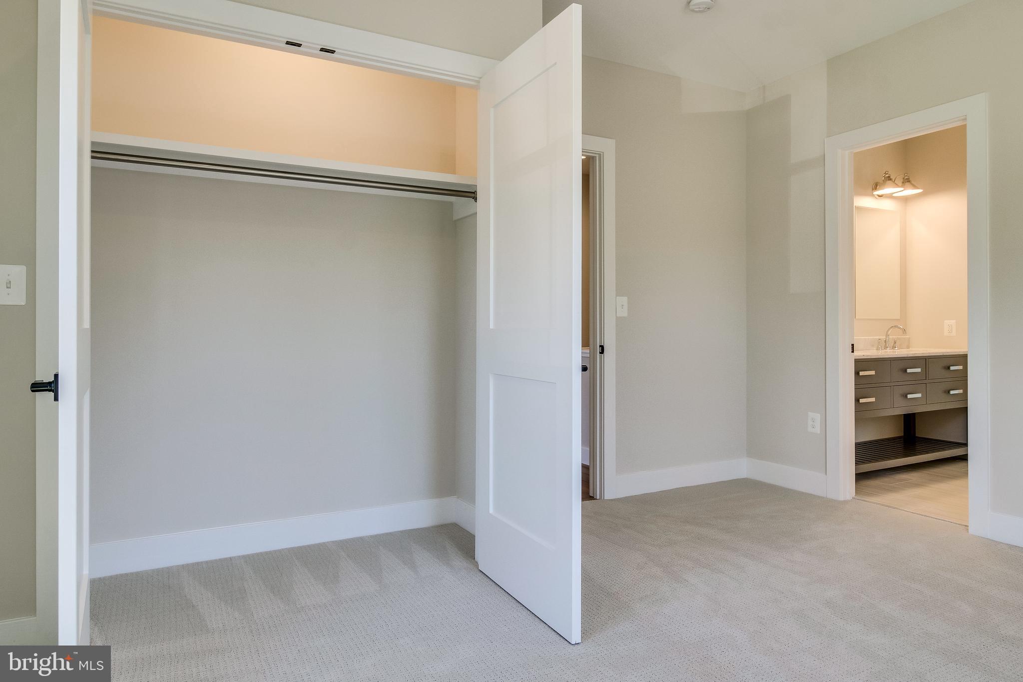1609 Shenandoah Road Alexandria, VA 22308 - Photo 63 of 102 Closet in bedroom #2