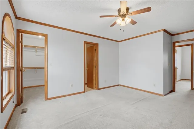 $289,900 | 100 Lakeland Drive, Smithville, MO 64089