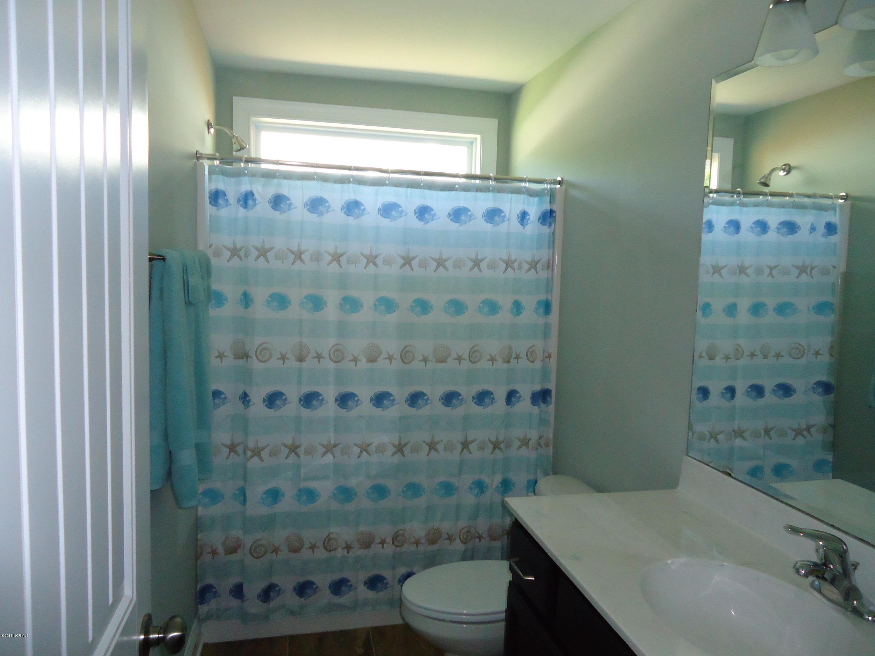 9168 Arden Road Northeast Leland, NC 28451 - Photo 8 of 33 Guest Bathroom