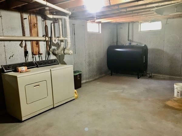131-133 Chipaway Road Freetown, MA 02717 - Photo 20 of 31 Gallery Image 20