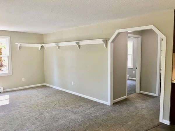 131-133 Chipaway Road Freetown, MA 02717 - Photo 10 of 31 Gallery Image 10