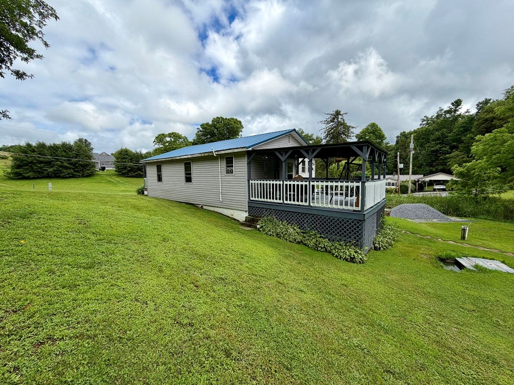 2903 Odd Road Odd, WV 25902 - Photo 4 of 41 Gallery Image 4