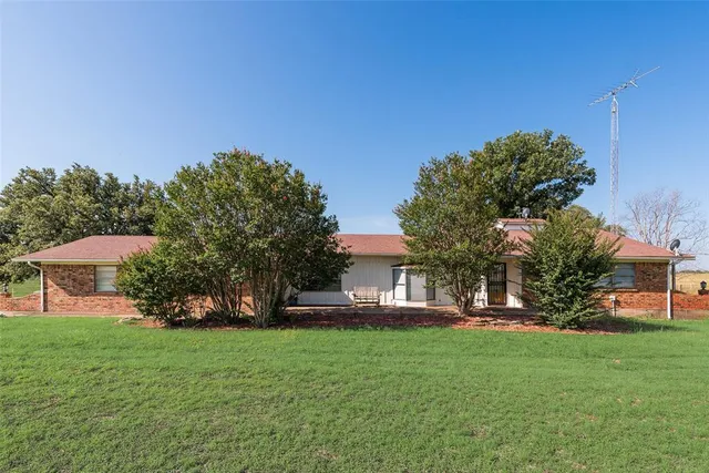 $1,150,000 | 2329 County Road 296, Dublin, TX 76446