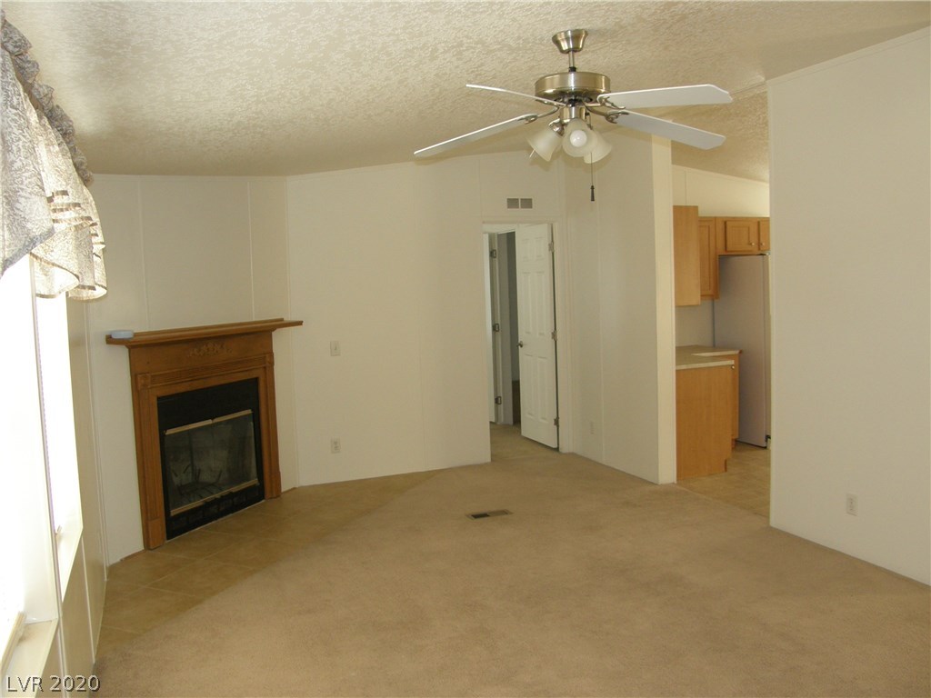 2991 Rio Rico Drive, Unit 4 Pahrump, NV 89048 - Photo 4 of 8 Gallery Image 4