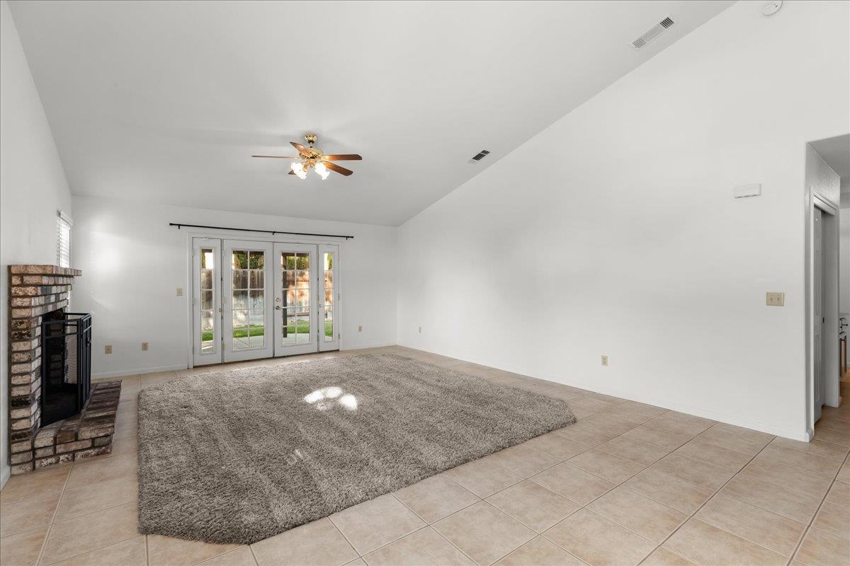 505 County Court Ripon, CA 95366 - Photo 9 of 56 Gallery Image 9