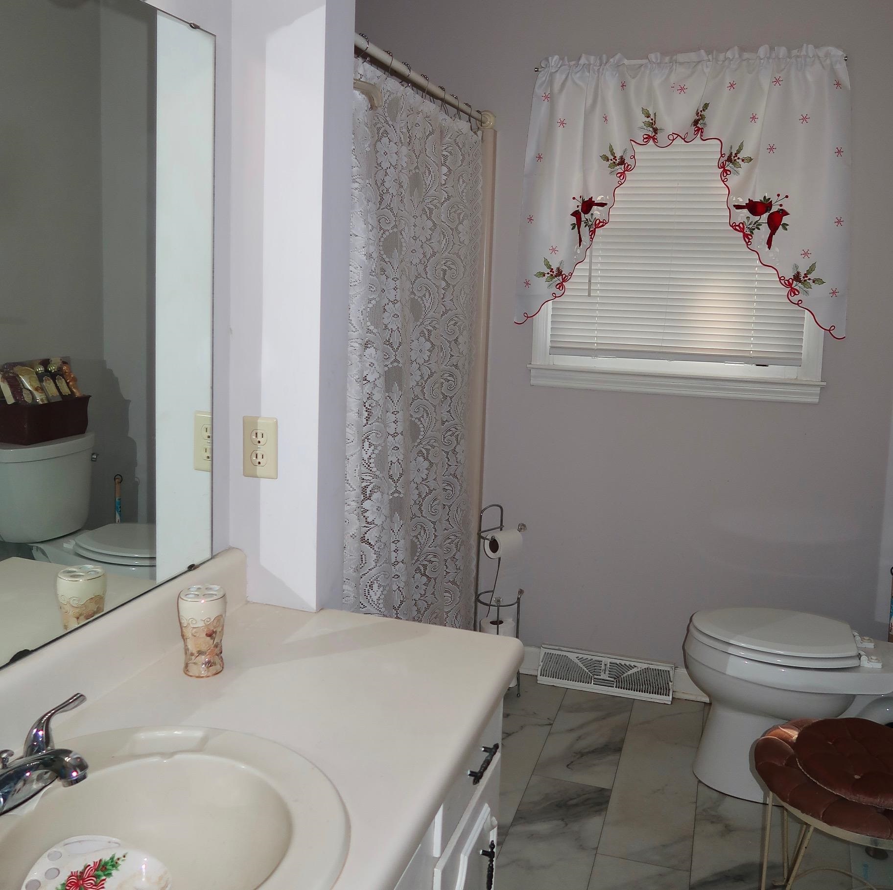 500 West Rutherford Street Landrum, SC 29356 - Photo 7 of 10