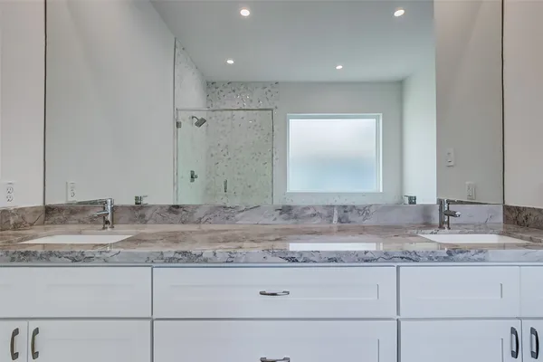 $2,850 | 8926 Spring Knoll Forest Drive, Houston, TX 77080