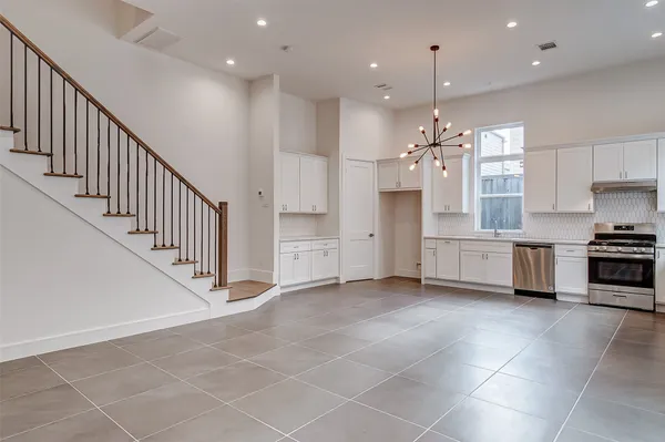 $2,850 | 8926 Spring Knoll Forest Drive, Houston, TX 77080