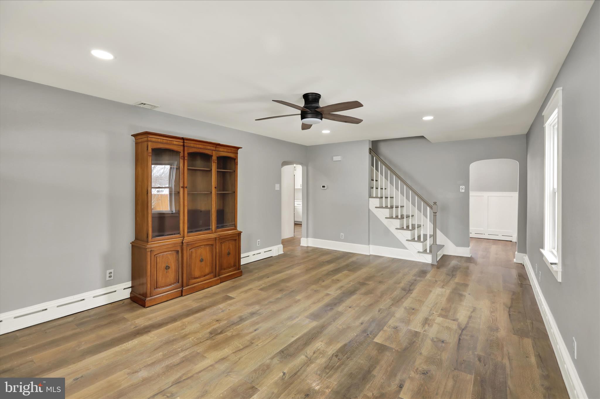 113 Merkel Road Gilbertsville, PA 19525 - Photo 7 of 34 Living room