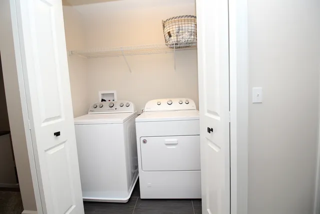 $4,800 | 10727 Clock Tower Drive, Countryside, IL 60525