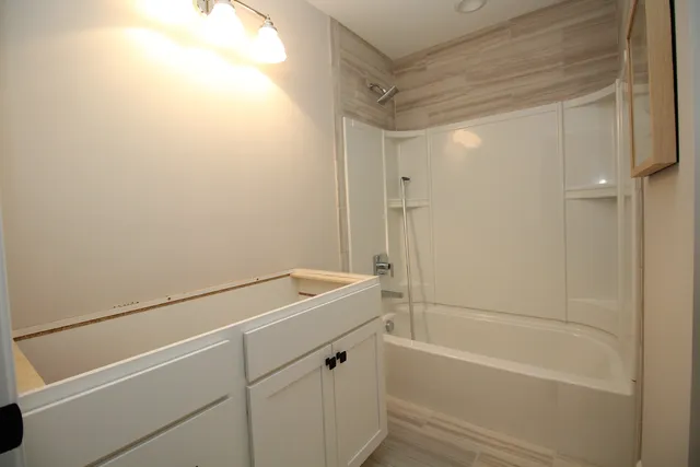 $4,800 | 10727 Clock Tower Drive, Countryside, IL 60525