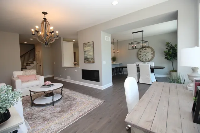 $4,800 | 10727 Clock Tower Drive, Countryside, IL 60525