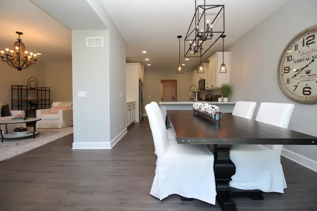 $4,800 | 10727 Clock Tower Drive, Countryside, IL 60525