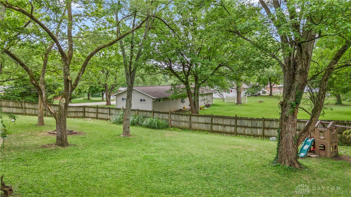 4091 Ranch Drive Beavercreek, OH 45432 - Photo 25 of 29