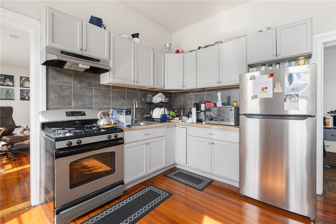 14 Parade Street Providence, RI 02909 - Photo 22 of 49