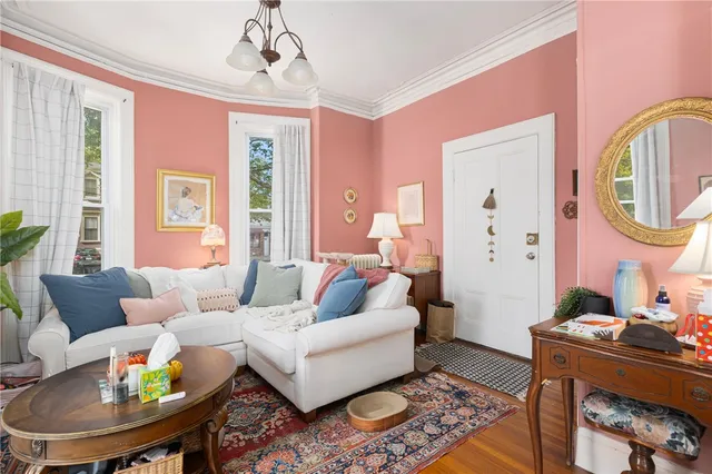 $1,089,000 | 14 Parade Street, Providence, RI 02909