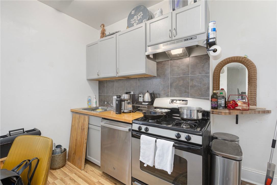 14 Parade Street Providence, RI 02909 - Photo 48 of 49