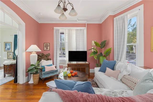 $1,089,000 | 14 Parade Street, Providence, RI 02909